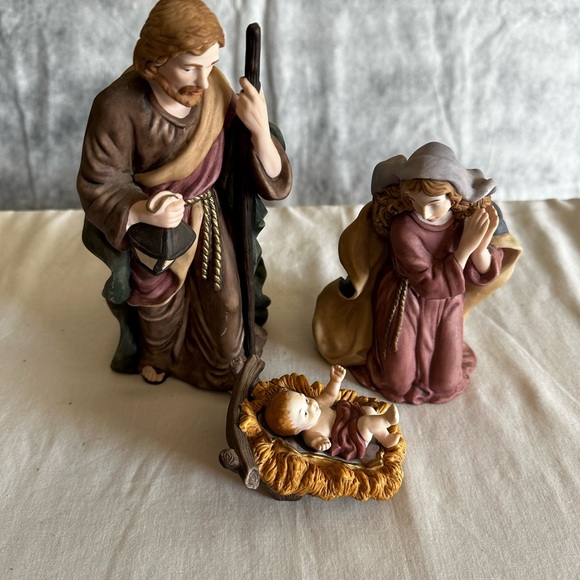 NATIVITY SET HOLY FAMILY CERAMIC MADE IN CHINA FOR PIECES - Picture 5 of 9